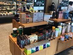 -星巴克臻选(金桥国际店)