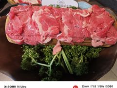 -楠小云·云南鲜牛野生菌自助火锅(九眼桥店)