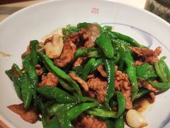 辣椒炒肉-佬麻雀·新湘菜(珠海金发购物中心店)