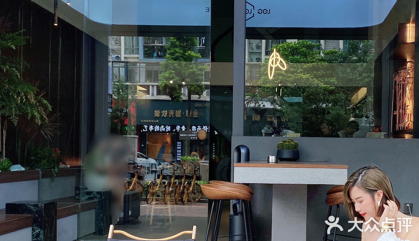 顺德探店|这家超好拍的工业风咖啡店☕️,快来