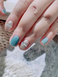 -纤纤玉手美甲美睫美容