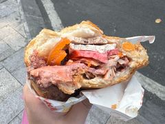 -Bánh Mì Huynh Hoa