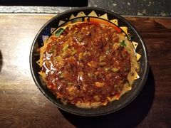 -老牌坊云南鱼豆花火锅(哈西万达店)