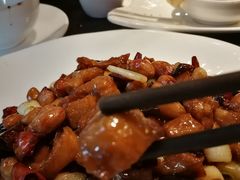 -万重锦·人文川菜馆(骡马市店)