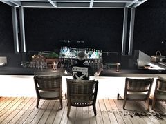 -瑰丽酒店·海吧·天际下午茶·现场DJ·天台酒吧