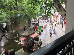 -猫的天空之城概念书店(杭州南宋御街店)