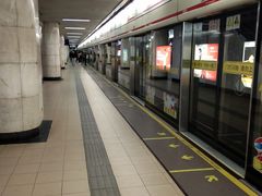 -上海体育馆(地铁站)