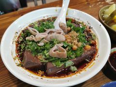 -朱大嘴肥肠血旺(福字街店)
