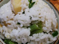 -野山舂·贵州现舂酸汤火锅(鸿通城店)