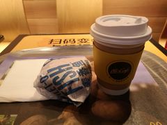 -麦当劳(中山公园龙之梦店)