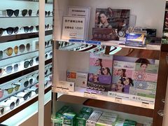 -LensCrafters亮视点·OAKLEY精选(静安嘉里中心店)