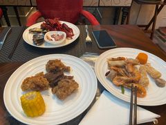 -君来湖滨饭店·玫瑰园