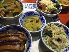 -窄巷子陕菜馆·地道陕西菜(粉巷店)