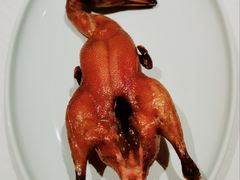 港式烤乳鸭-东富酒家(龙湖西溪天街店)