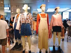 -H&M(天一广场店)