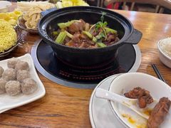 -鱼众不同·鸡公煲·烤全鱼(国顺路店)