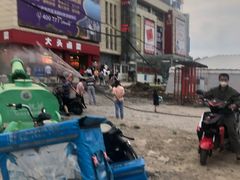 -港澳广场购物中心