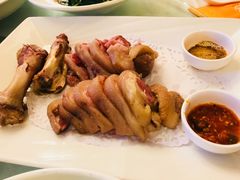 -品悦酒店(三林古镇店)