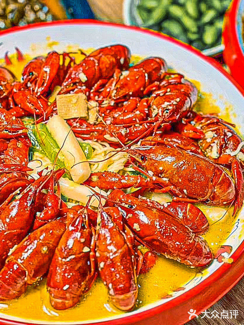 在这个夏天，你是否想要一份可口的小龙虾？
