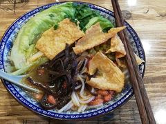 -柳石居柳州螺蛳粉(万达店)