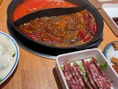 -三个四川人火锅(华联商厦店)