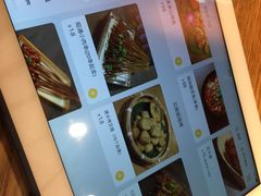 -麦麦山云南菜(复地活力城店)
