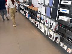 -Apple零售店(华贸购物中心店)