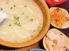 -富正毅三下锅·湘西韵味(天门山索道店)