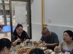-卫卫麻辣烫(建设新村路店)