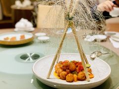 创意鲜果咕噜肉-广州文华东方酒店·江-由辉师傅主理