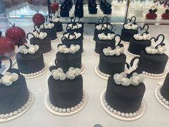 -罗红摄影艺术馆