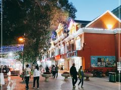 -布尔津河堤夜市