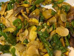 -山人野生菌餐厅