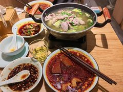 -全牛匠·乐山跷脚牛肉(新中关店)
