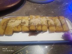 红糖糍粑-三人行骨头王火锅(长寿店)