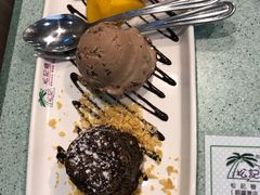 鲜芒果三重心太软-松记糖水店(铜锣湾分店)