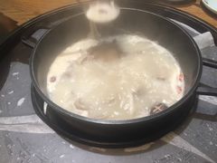 黑胡椒猪肚鸭架锅-三人行骨头王火锅(长寿店)
