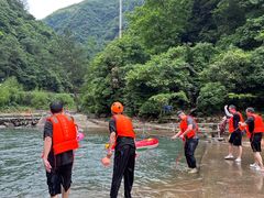 -安吉龙王山峡谷漂流