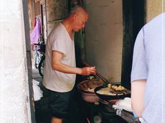 -仓桥直街臭豆腐