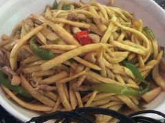 茭白炒肉丝-国生茶庄·地道农家菜团建活动