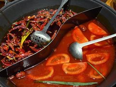 -乐闹闹重庆火鍋(民治店)