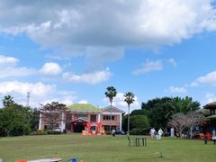 -侯臣咖啡文化村