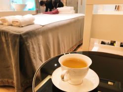 -香港倾城国际·美容美体中心
