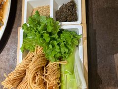 -魁盛居百年鲁菜馆(县西巷店)