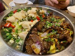 -小鱼小牛·鱼牛干锅·脆鱼火锅(世欧广场店)