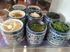 -桥香园过桥米线(国贸店)
