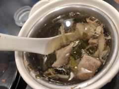 菜干炖猪肺-味先肠粉(康王南店)