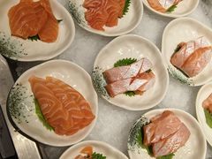 -雍容荟活帝王蟹活龙虾自助(苏宁旗舰店)