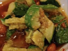 果仁拍黄瓜-万龙洲海鲜(大兴绿地缤纷城店)