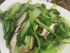 青菜炒香菇-宜城私房菜.臭鳜鱼(九华新街店)